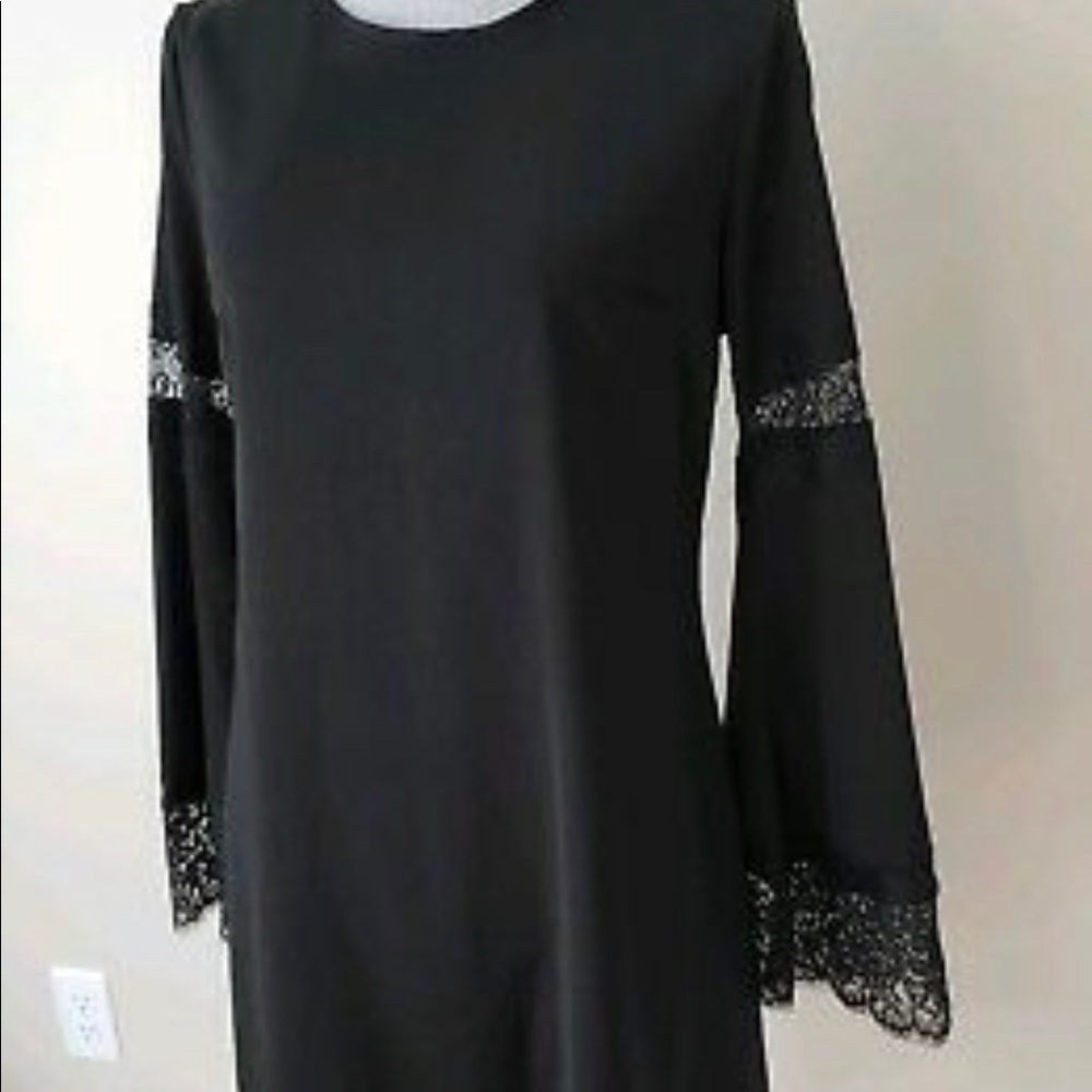 Mossimo lace bell sleeve dress